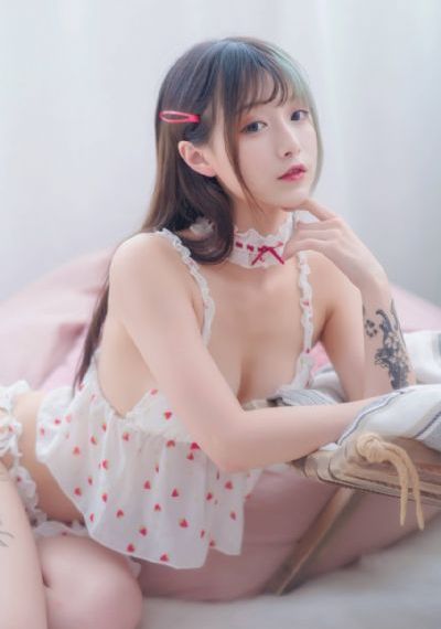 宁一荣荣开襟乳液狂飙_日韩在线观看
